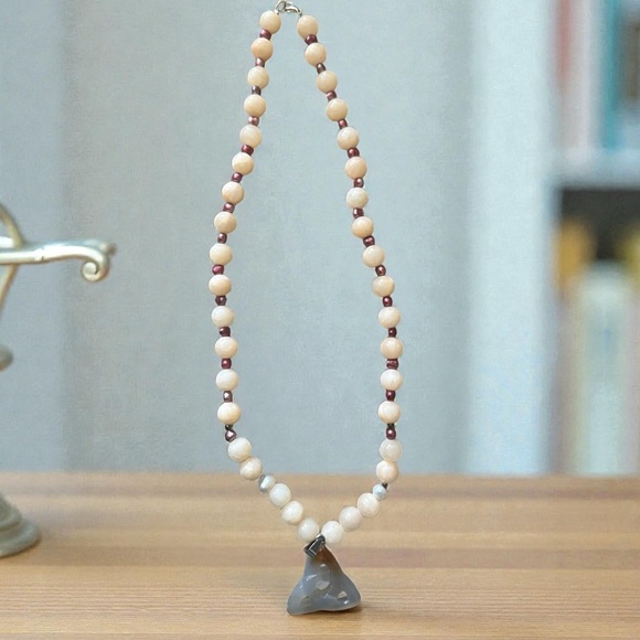 Vintage Angel Skin Coral w/ Cultured Pearls and Celtic Jasper Pendant - Picture 4 of 5